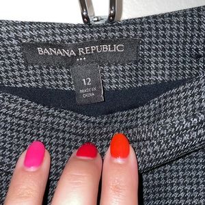 Grey Banana Republic work skirt